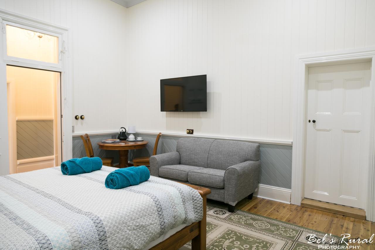 The Convent Boutique Accommodation&Cafe Hay Extérieur photo