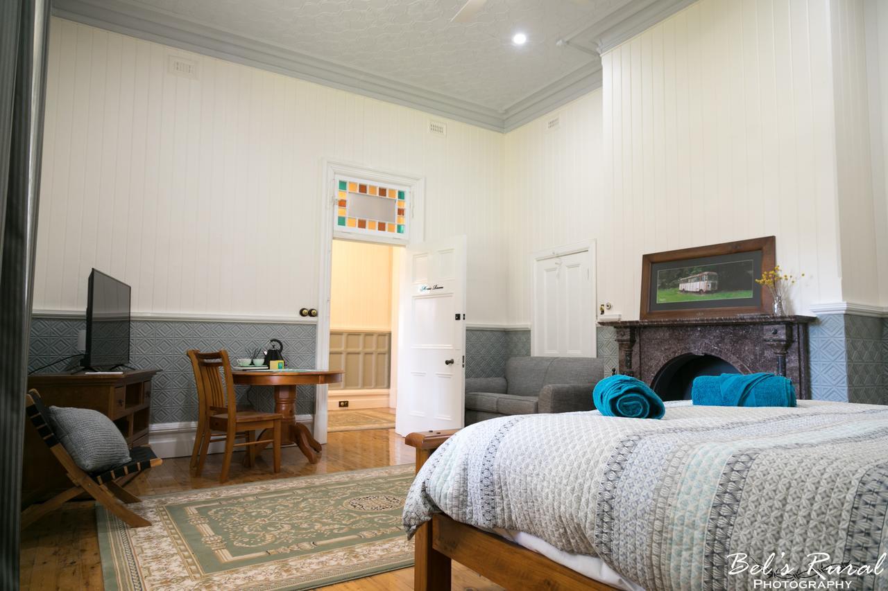 The Convent Boutique Accommodation&Cafe Hay Extérieur photo