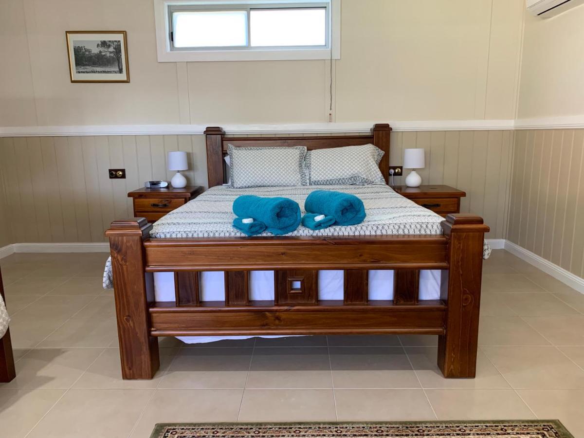 The Convent Boutique Accommodation&Cafe Hay Extérieur photo